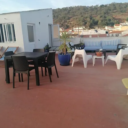 Guest house Guia *